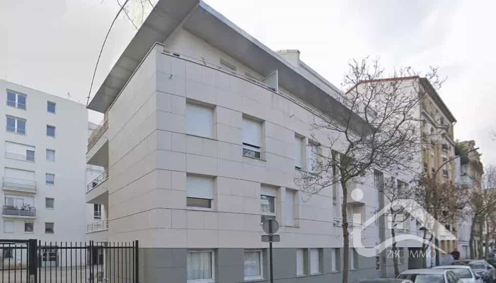 Condominium dans Asnières-sur-Seine, Hauts-de-Seine 12404463