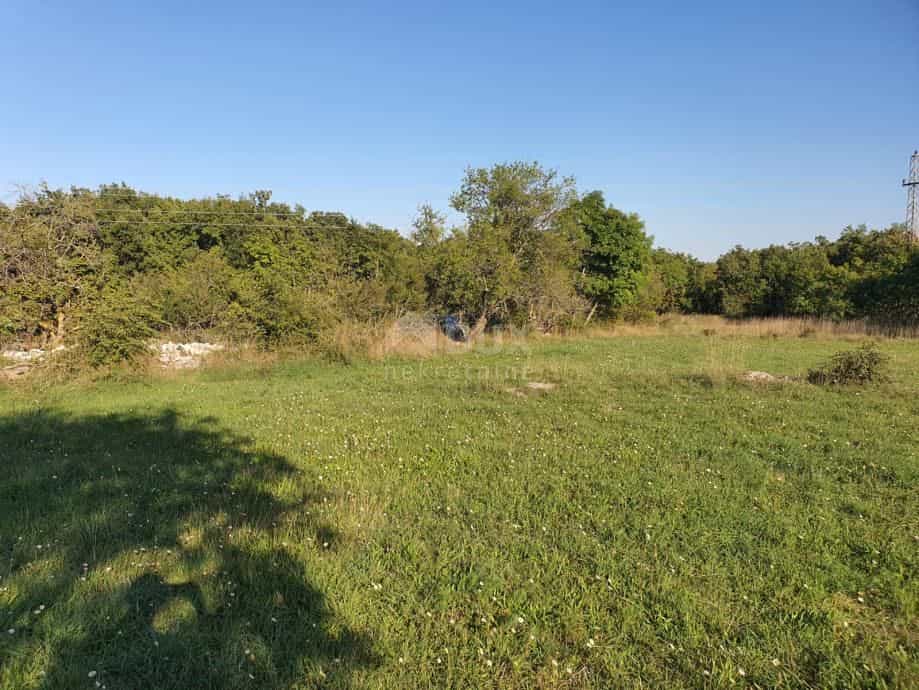 Land in Krnica, Istria County 12404680