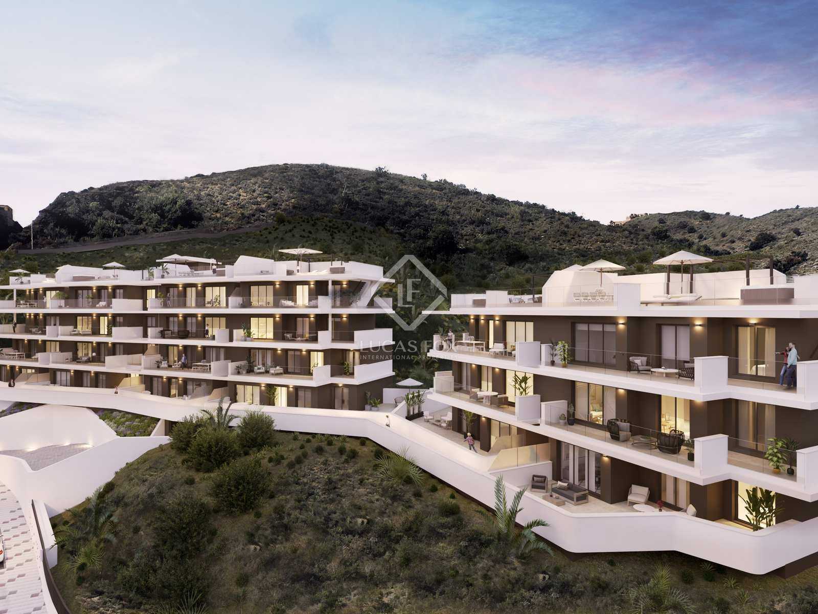Condominium in Moclinejo, Andalusia 12404742