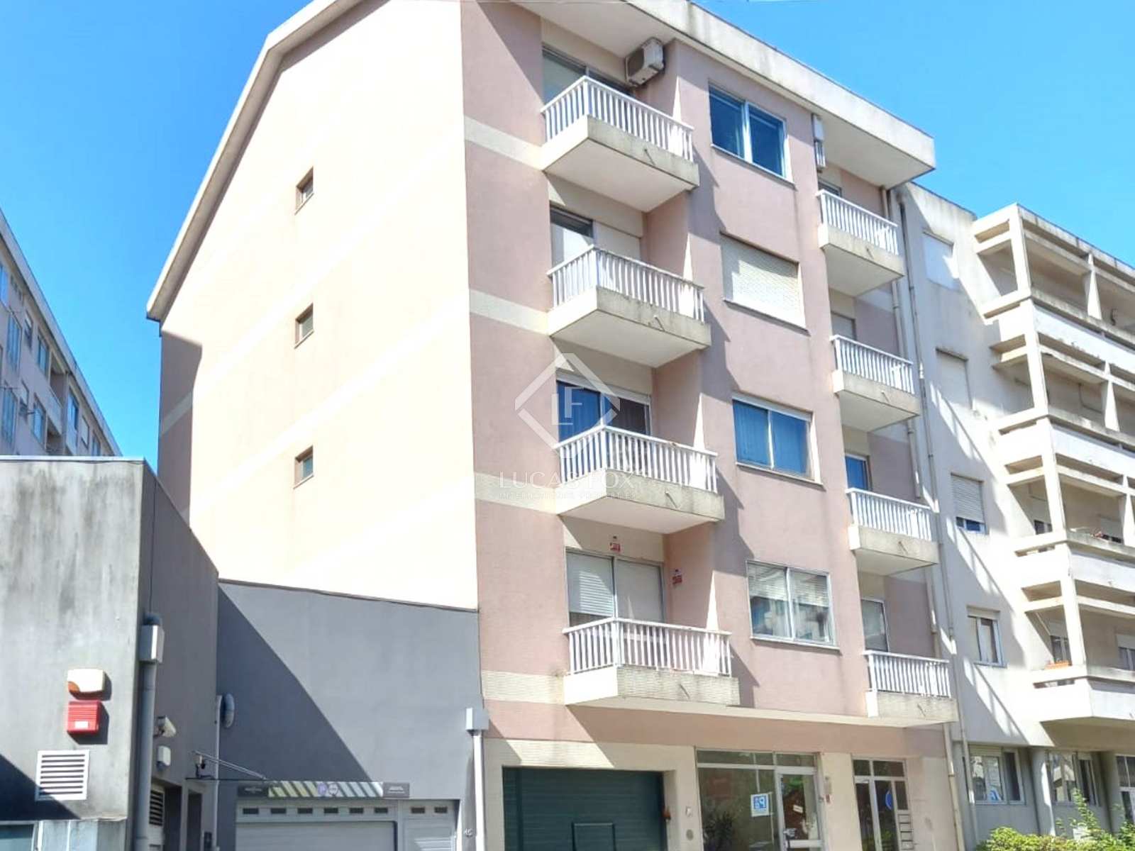 Condominium in Aldoar, Porto 12404746