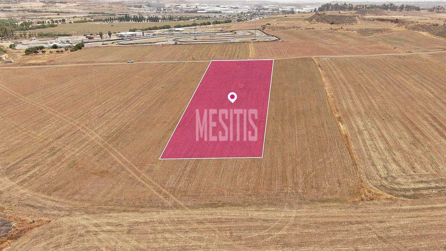 Land in Nisou, Nicosia 12405125