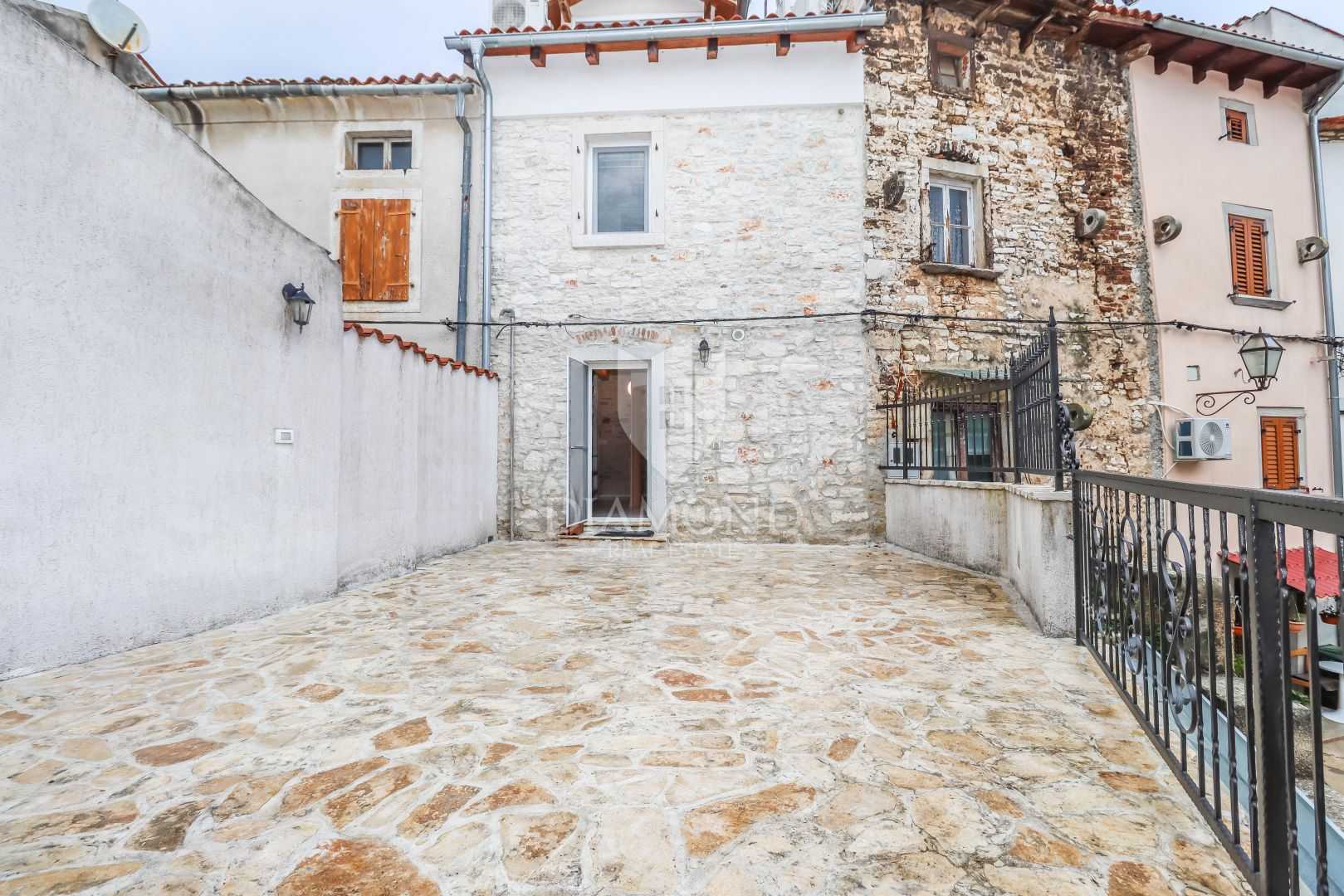 House in Vodnjan, Istarska Zupanija 12405321
