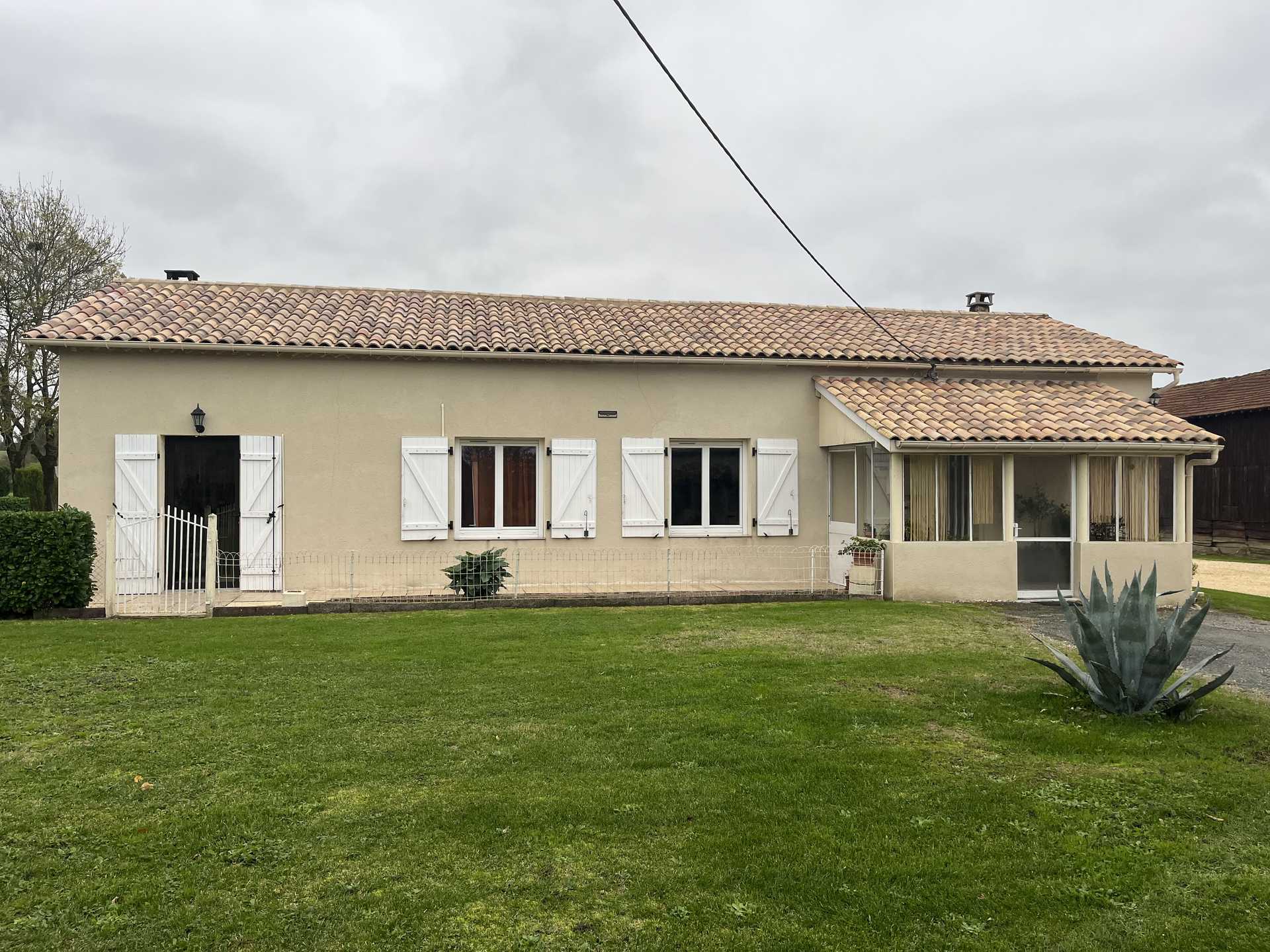 House in Lougratte, Nouvelle-Aquitaine 12406077