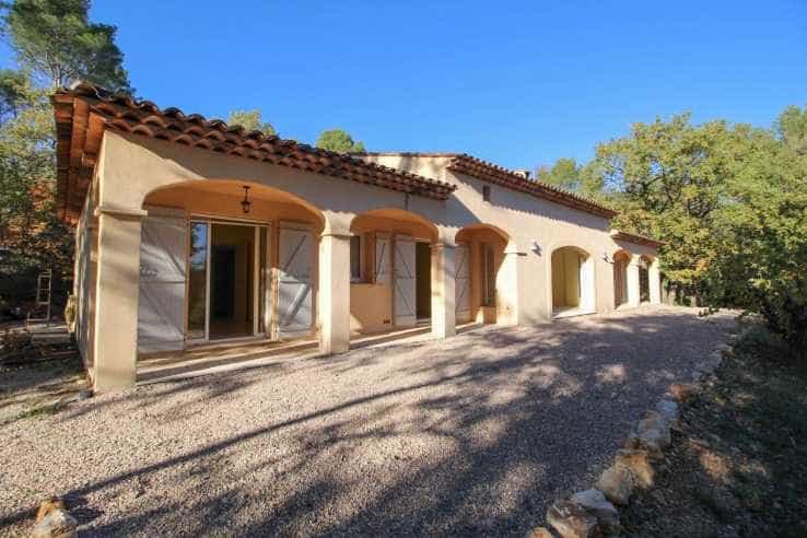 Huis in Fayence, Provence-Alpes-Côte d'Azur 12407071