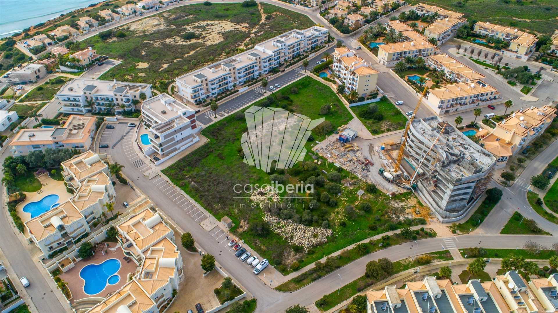 Condominium in Lagos, Faro District 12407190