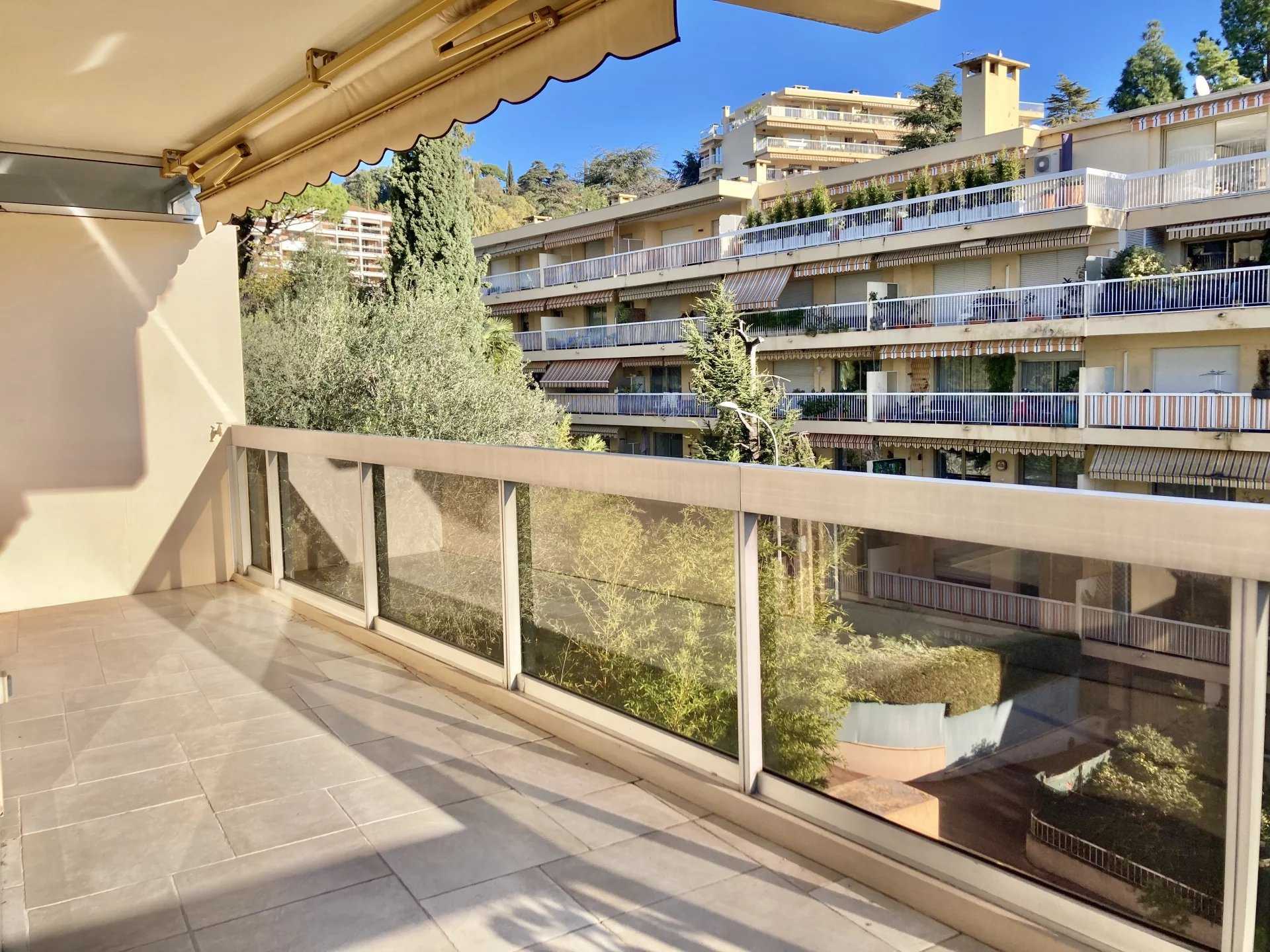 Condominium dans Nice, Alpes-Maritimes 12407482
