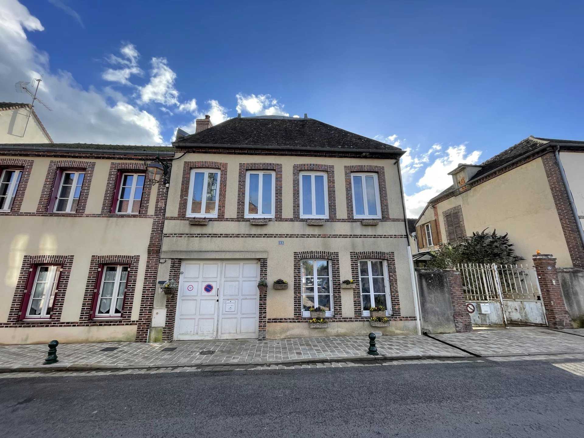 σπίτι σε Senonches, Centre-Val de Loire 12407621