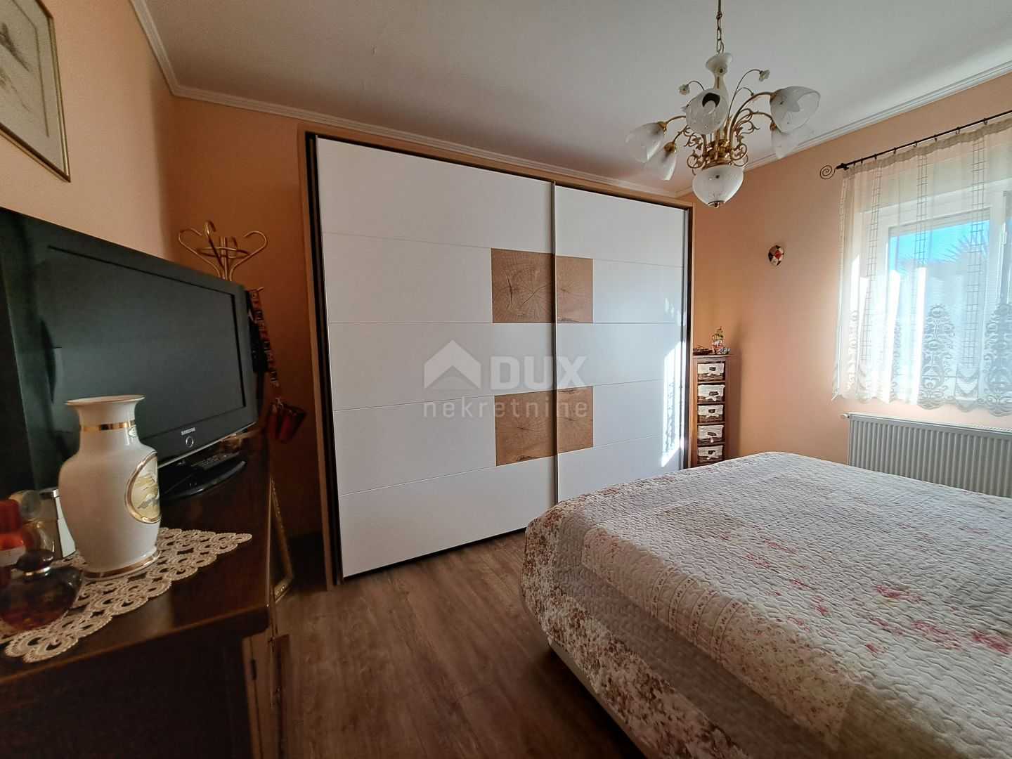 casa en Rubeši, Primorsko-goranska županija 12410339