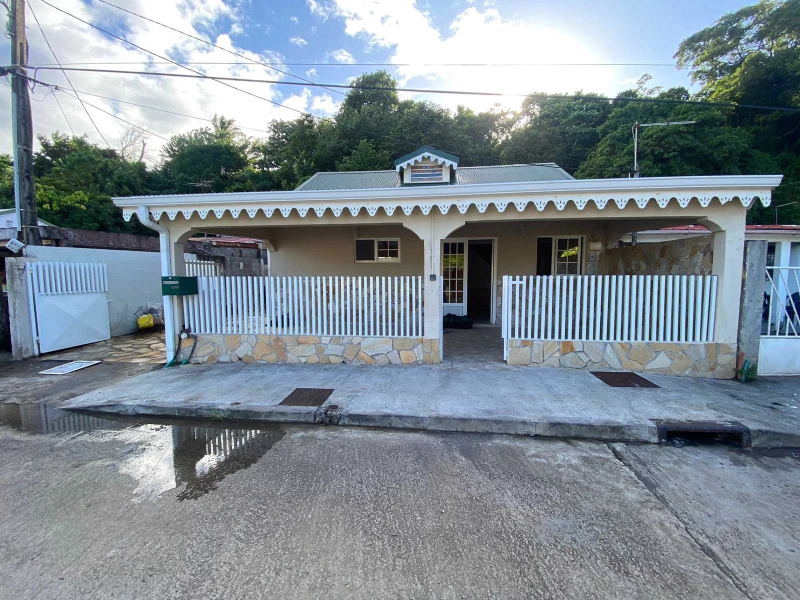 Condominio nel La Trinité, Martinique 12410697