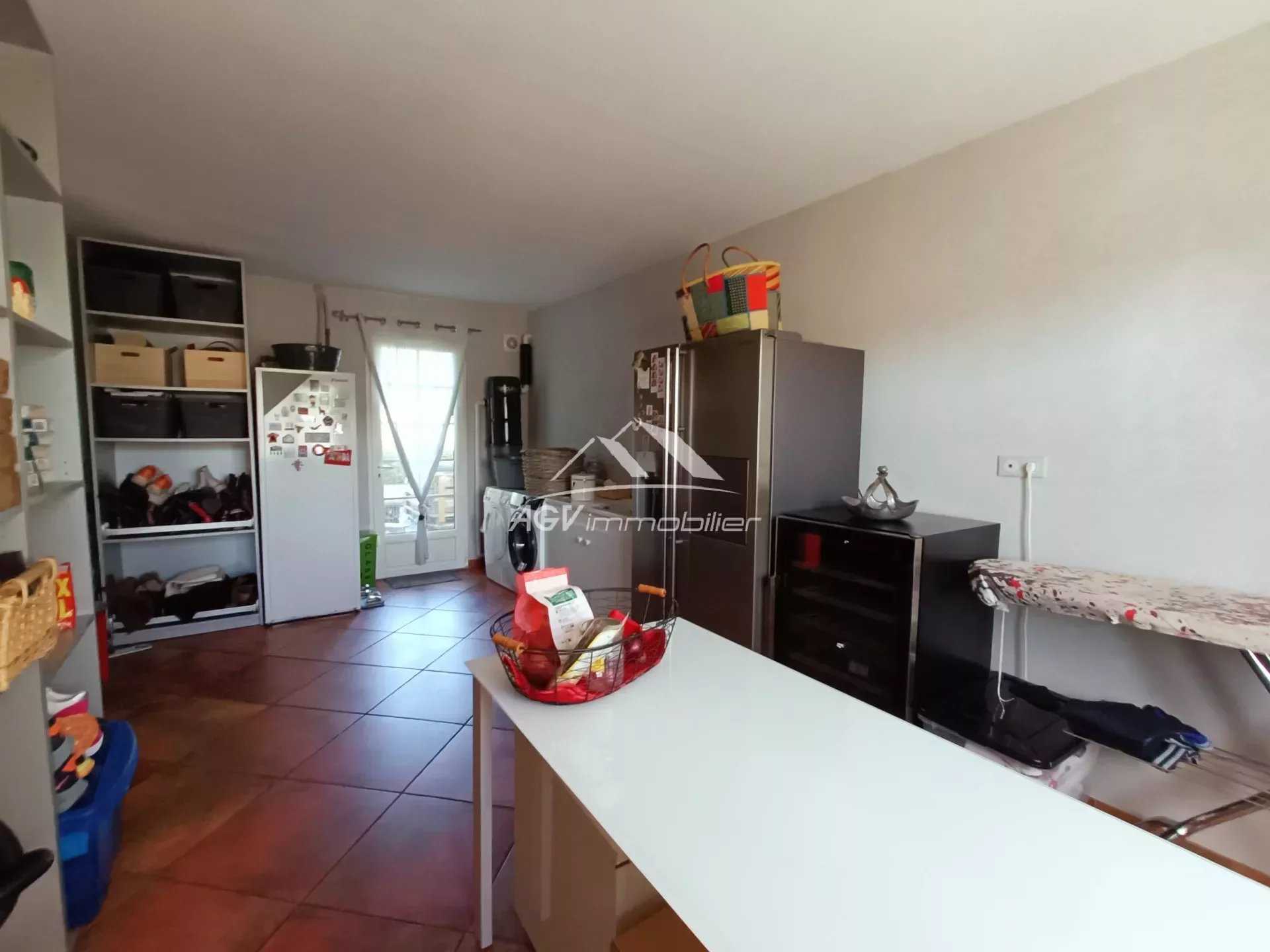 σπίτι σε Alès, Gard 12410705