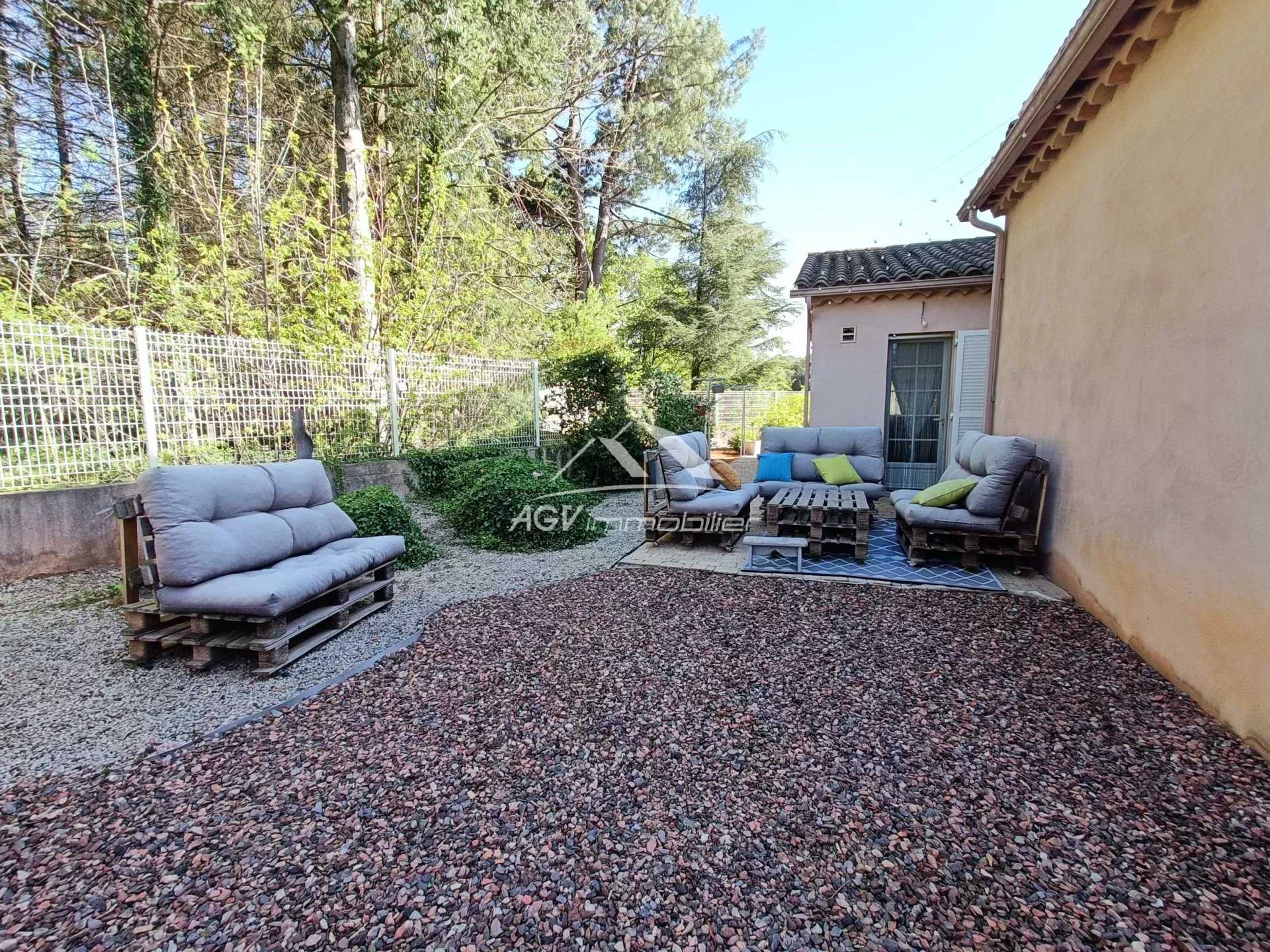 Dom w Alès, Gard 12410705