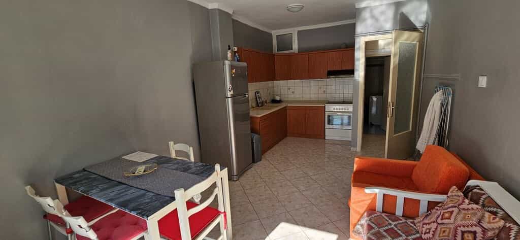 公寓 在 Nea Moudania, Kentriki Makedonia 12410834