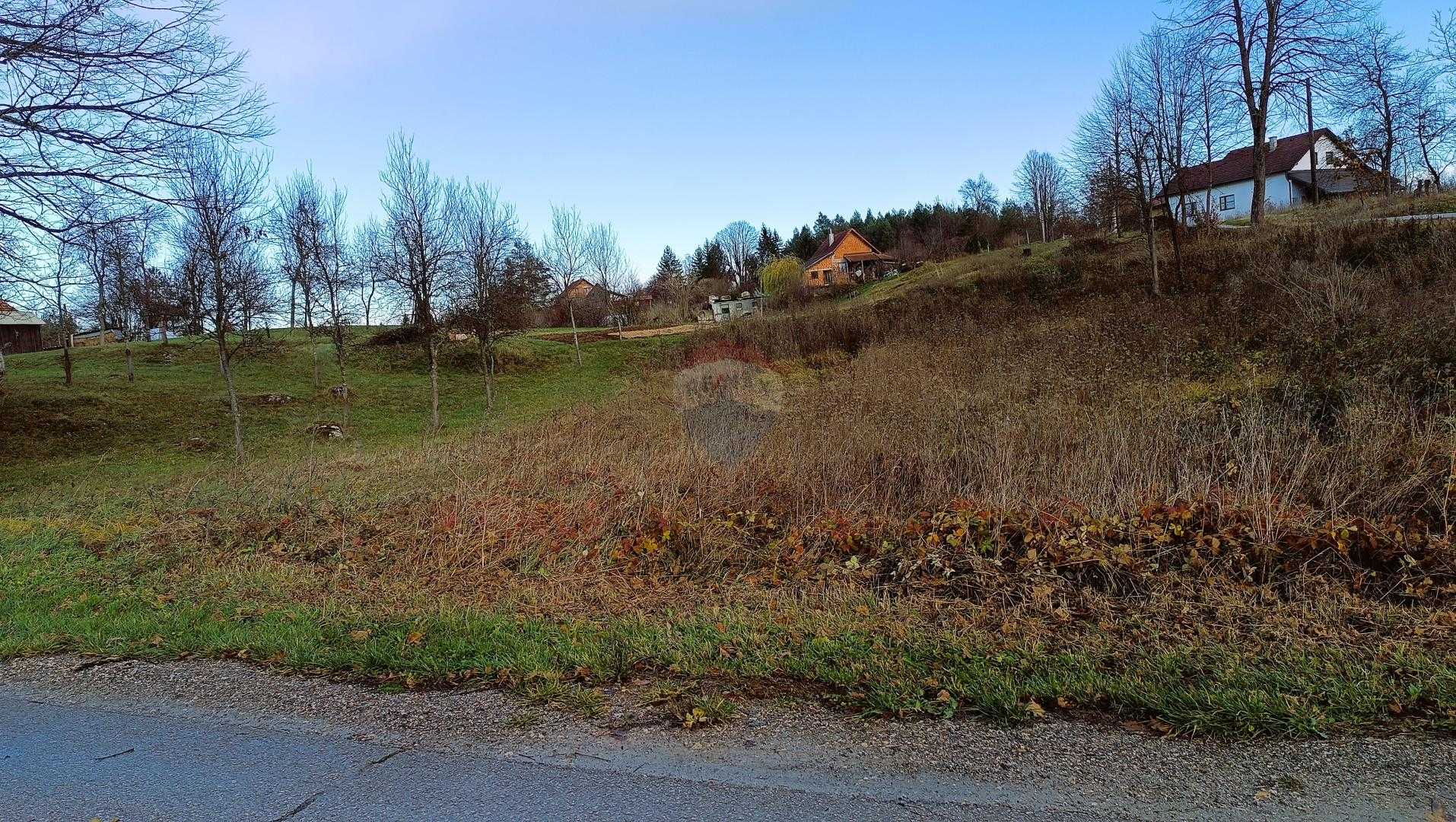 Land in Slunj, Karlovacka Zupanija 12411229