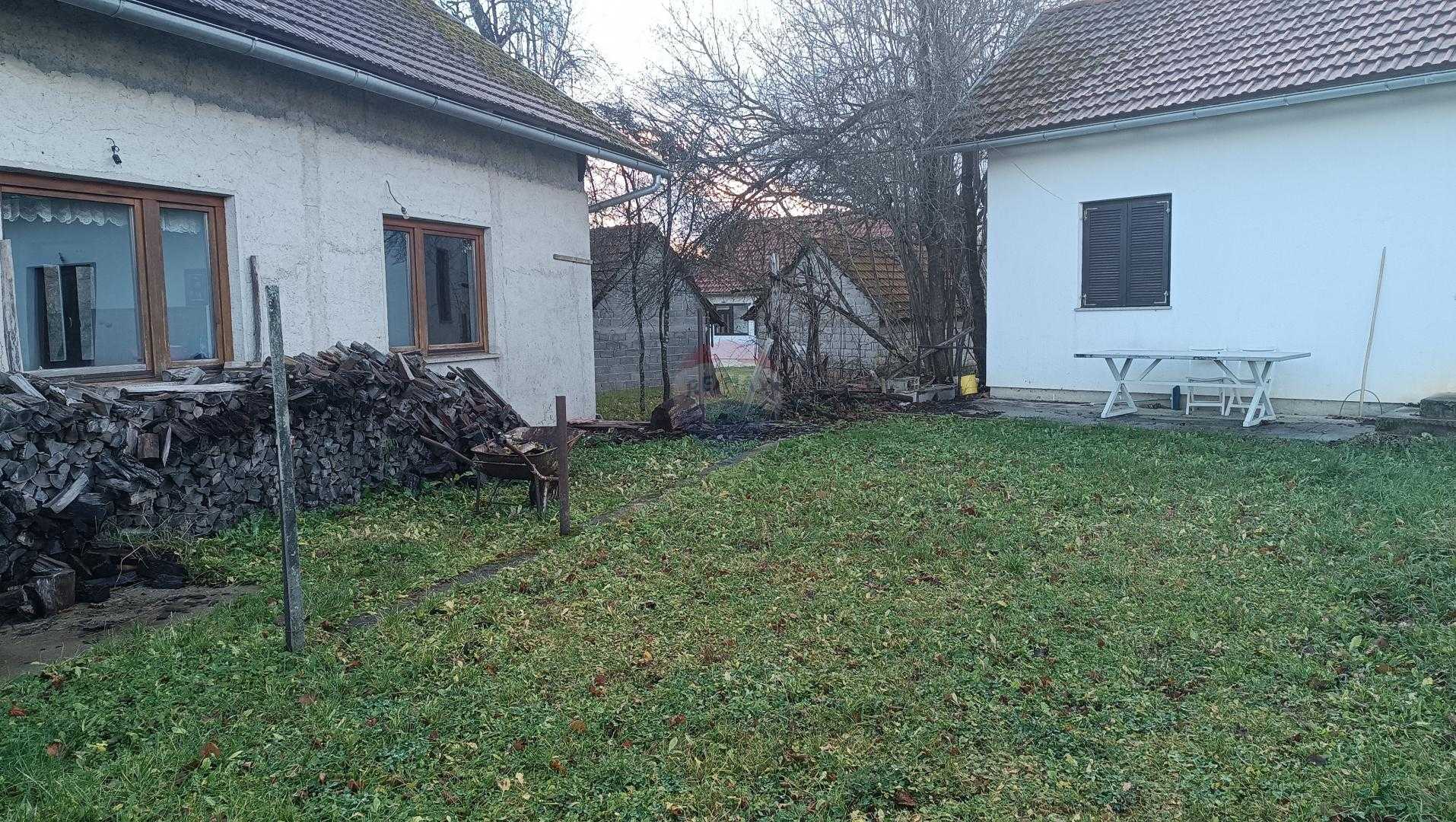 Hus i Slunj, Karlovacka Zupanija 12411240
