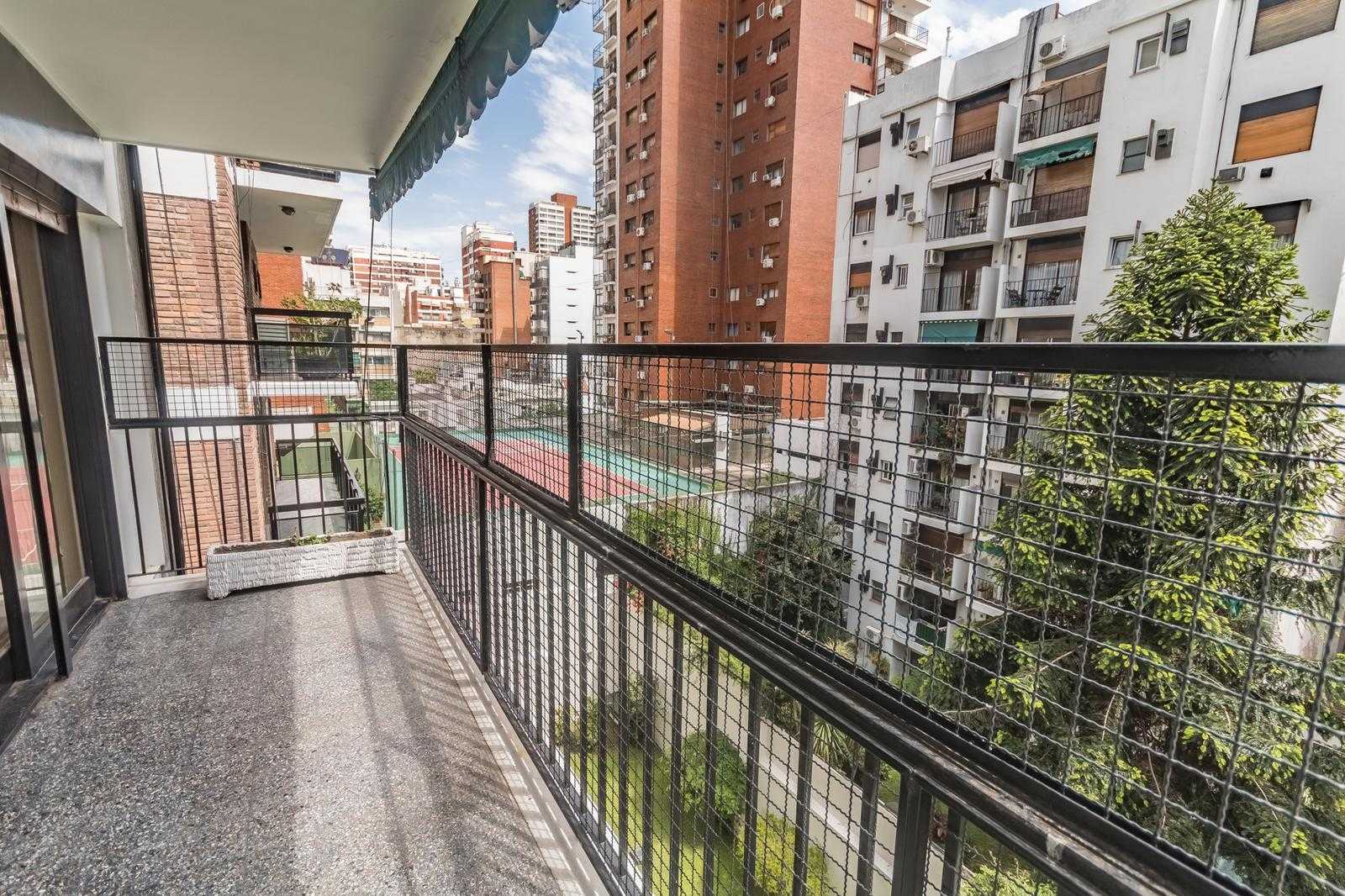 Eigentumswohnung im Vicente Lopez, Buenos Aires 12412473