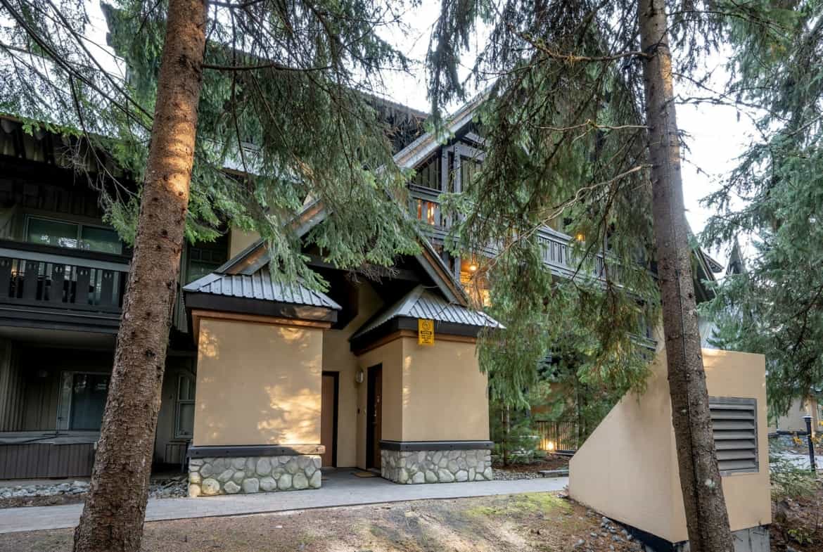 House in Whistler, British Columbia 12412676