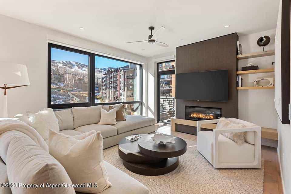 Condominium in Snowmass Village, Colorado 12412693