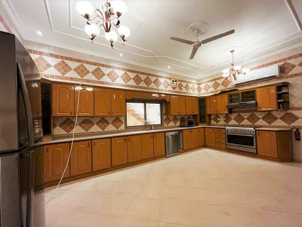 Casa nel Al Janabiyah, Ash Shamālīyah 12413083