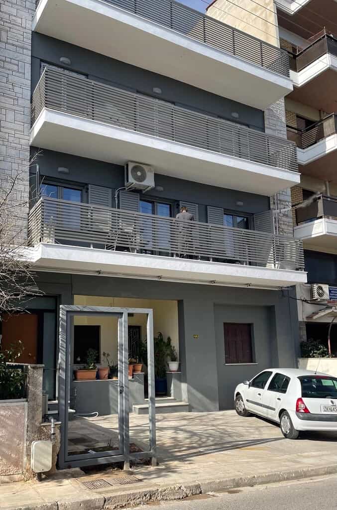 Condominium in Peristeri,  12413234