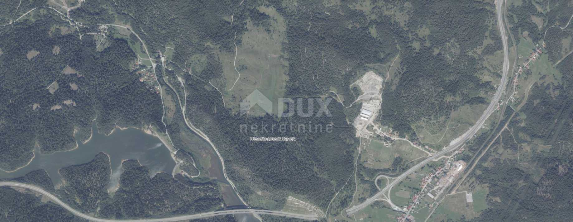 Land im Fuzine, Primorsko-Goranska Zupanija 12413253