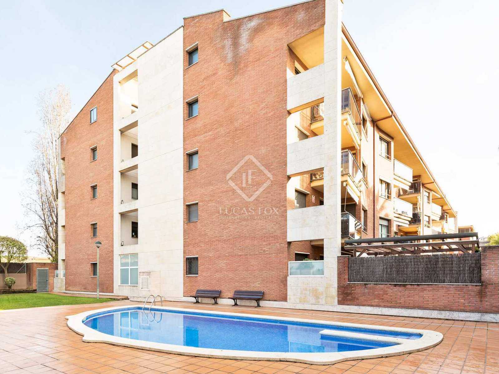 Condominium in Rubi, Catalonia 12413341