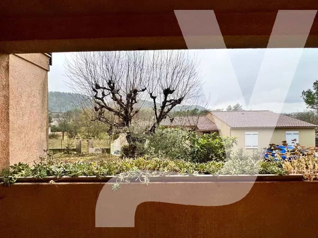 Hus i Le Val, Provence-Alpes-Cote d'Azur 12415132