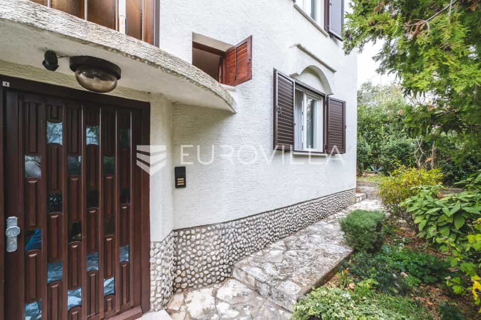 House in Krk, Primorsko-Goranska Zupanija 12415323