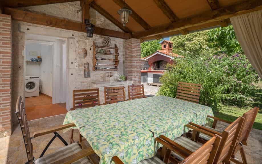House in Tinjan, Istria County 12415376