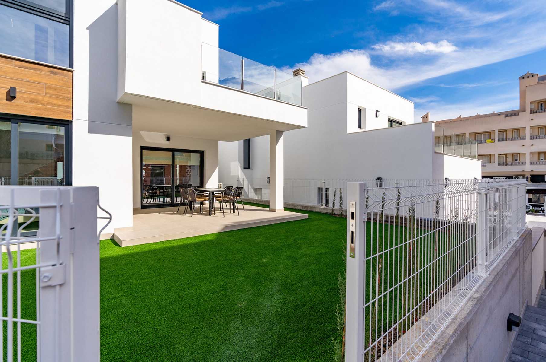 Condominium in Orihuela, Comunidad Valenciana 12415897