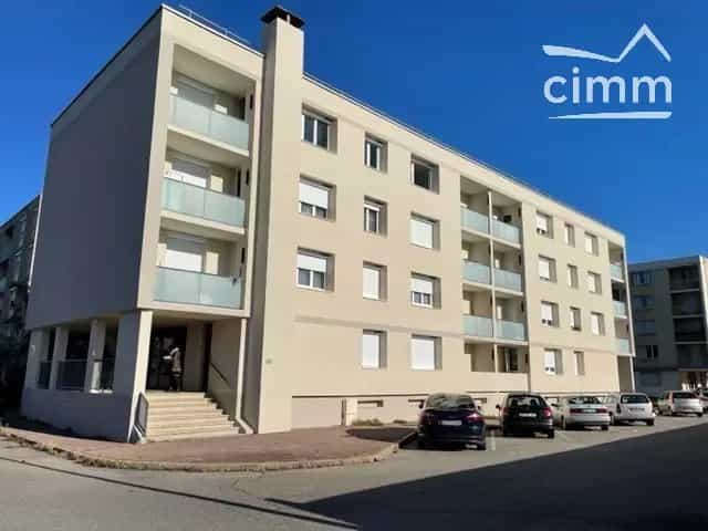 Condominium in Saint-Rambert-d'Albon, Auvergne-Rhone-Alpes 12417271