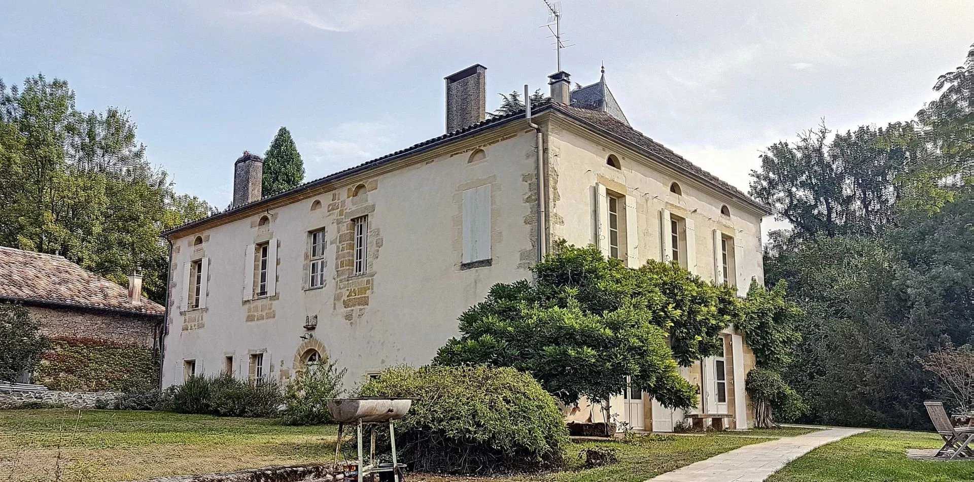 casa en Montcaret, Nouvelle-Aquitaine 12417471