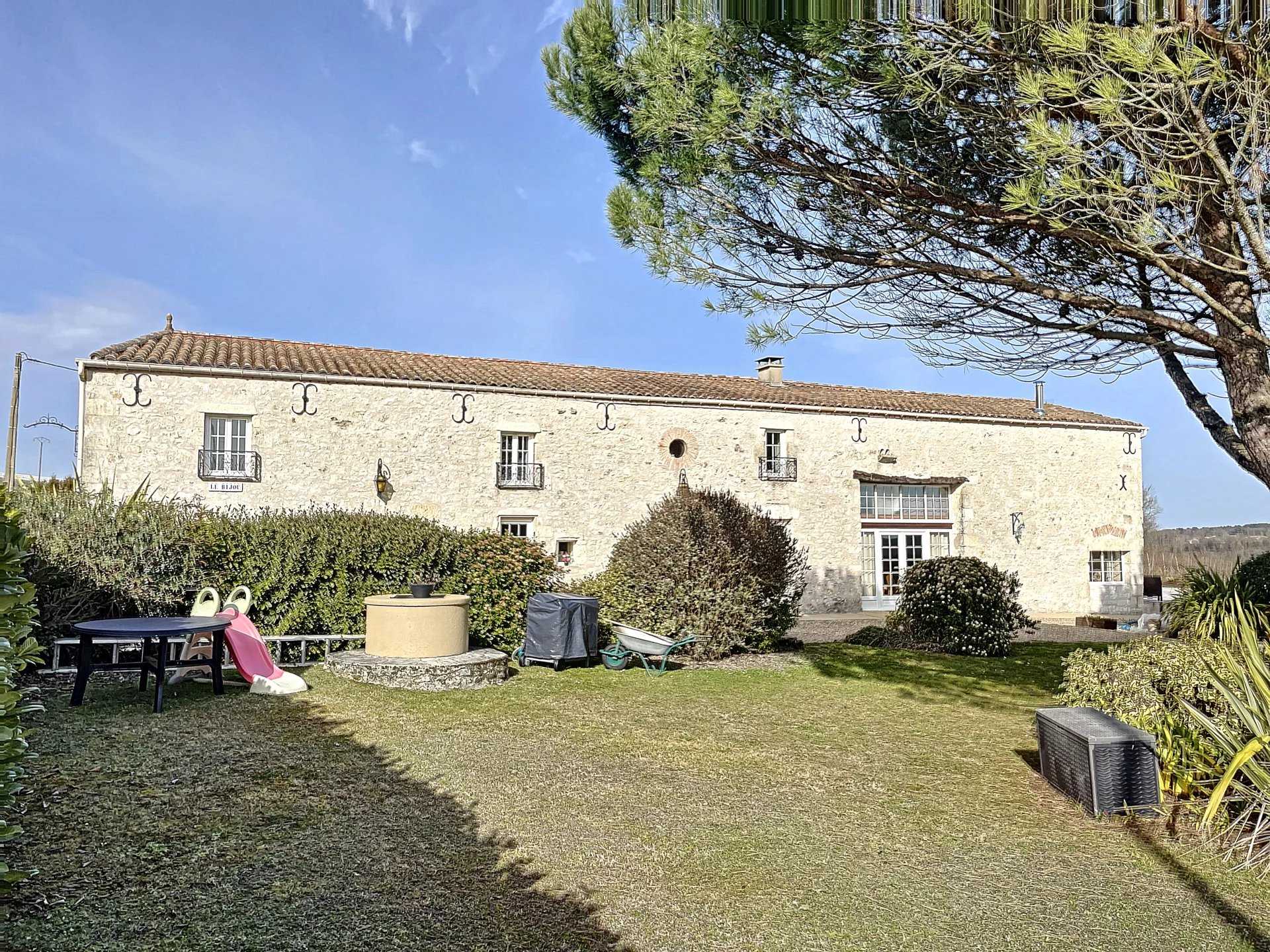 Résidentiel dans Ligueux, Gironde 12417475