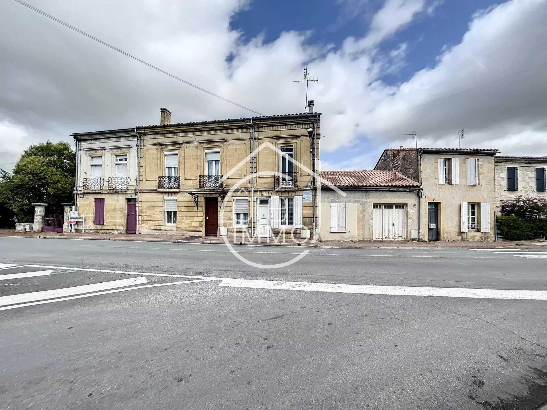 Hus i Port-Sainte-Foy-et-Ponchapt, Nouvelle-Aquitaine 12417507