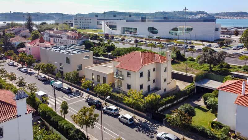 σπίτι σε Pedroucos, Lisboa 12418183