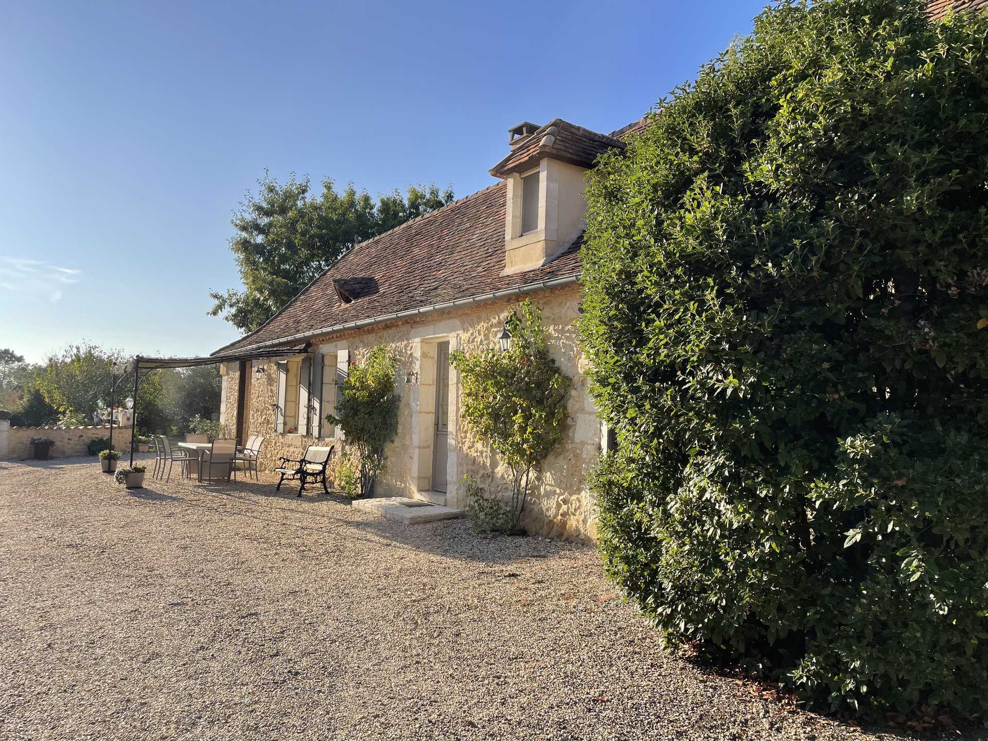 House in Campsegret, Nouvelle-Aquitaine 12419003
