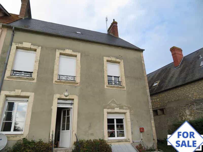 жилой дом в Silli-en-Gouffern, Normandie 12419918