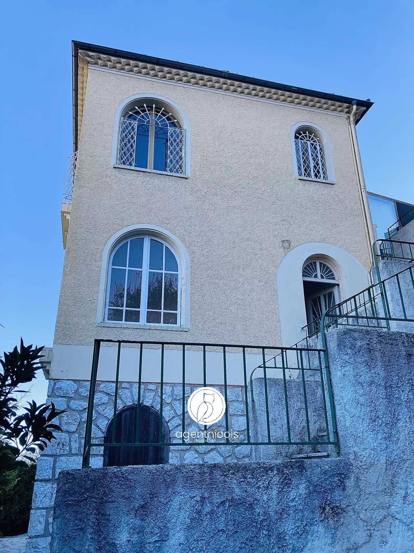 Hus i Sainte-Helene, Provence-Alpes-Cote d'Azur 12420930