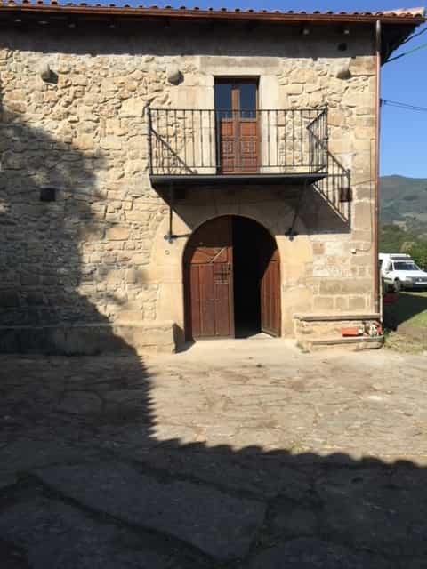 House in Perrozo, Cantabria 12422039