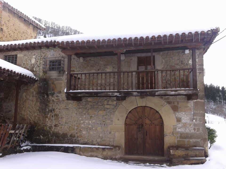 Haus im Aniezo, Kantabrien 12422039