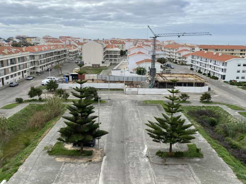 Eigentumswohnung im Atouguia da Baleia, Leiria 12422161