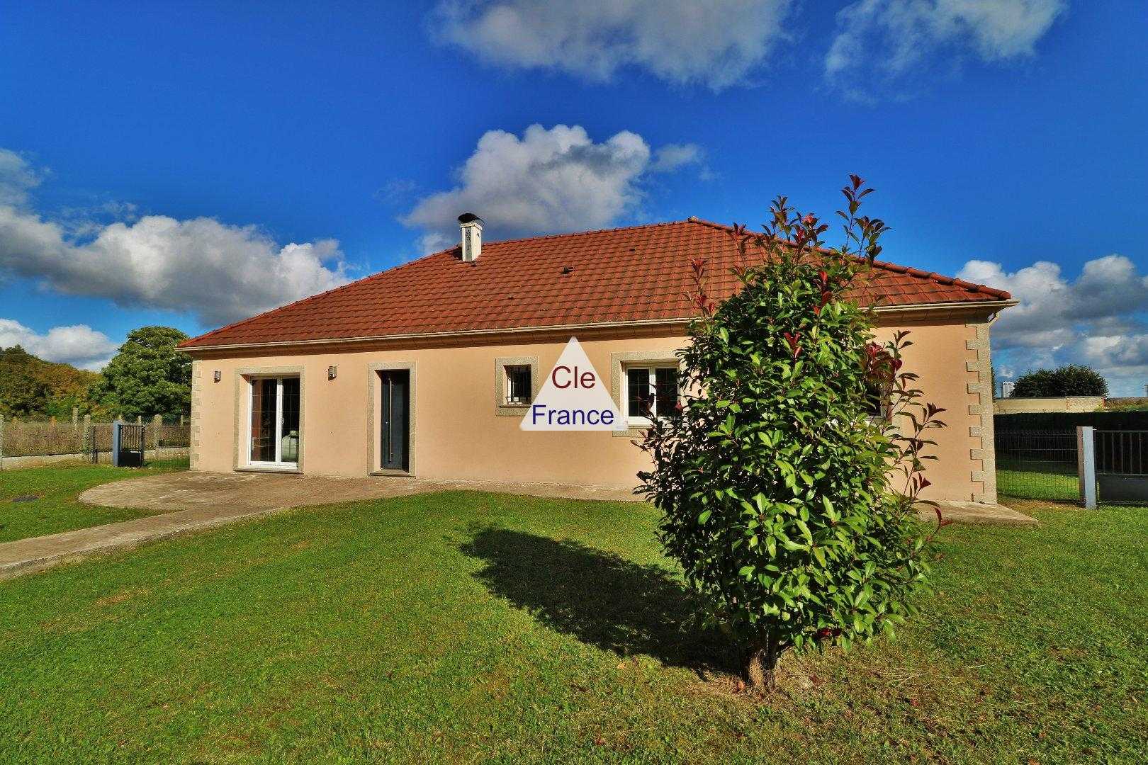 Casa nel Saint-Hilaire-sur-Puiseaux, Centro-Valle della Loira 12422349