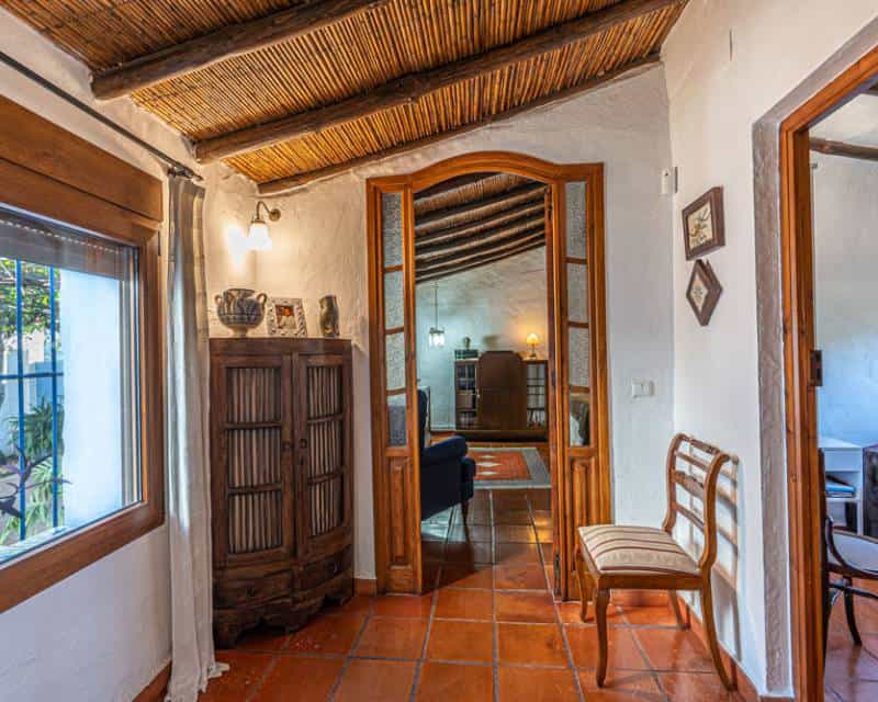 жилой дом в Dénia, Comunidad Valenciana 12423354