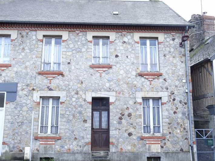casa no Saint-Georges-de-Rouelley, Normandie 12424505
