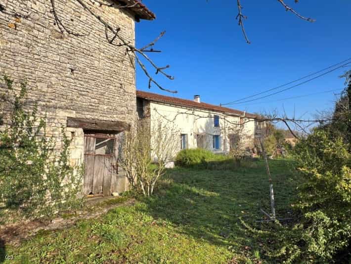 Huis in Couture, Nouvelle-Aquitaine 12424506