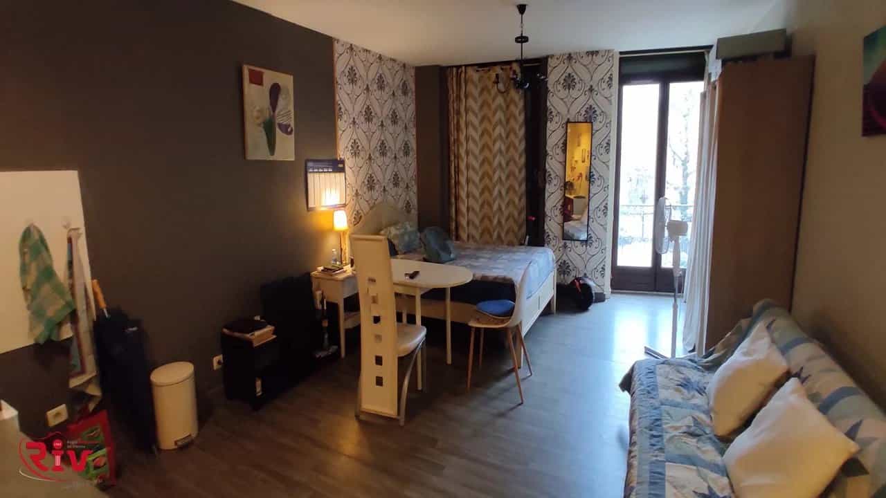 Condominium in Vienne, Isère 12426216