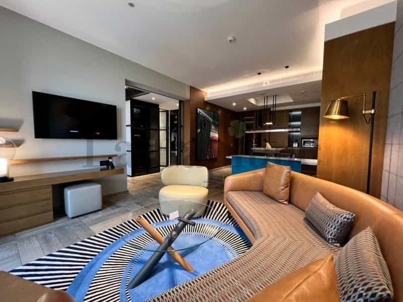 Condominium dans Dubai, Dubaï 12426353