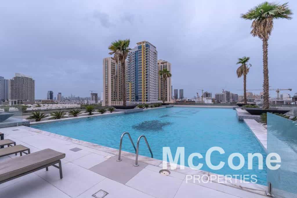 Condominium in دبي, دبي 12426506