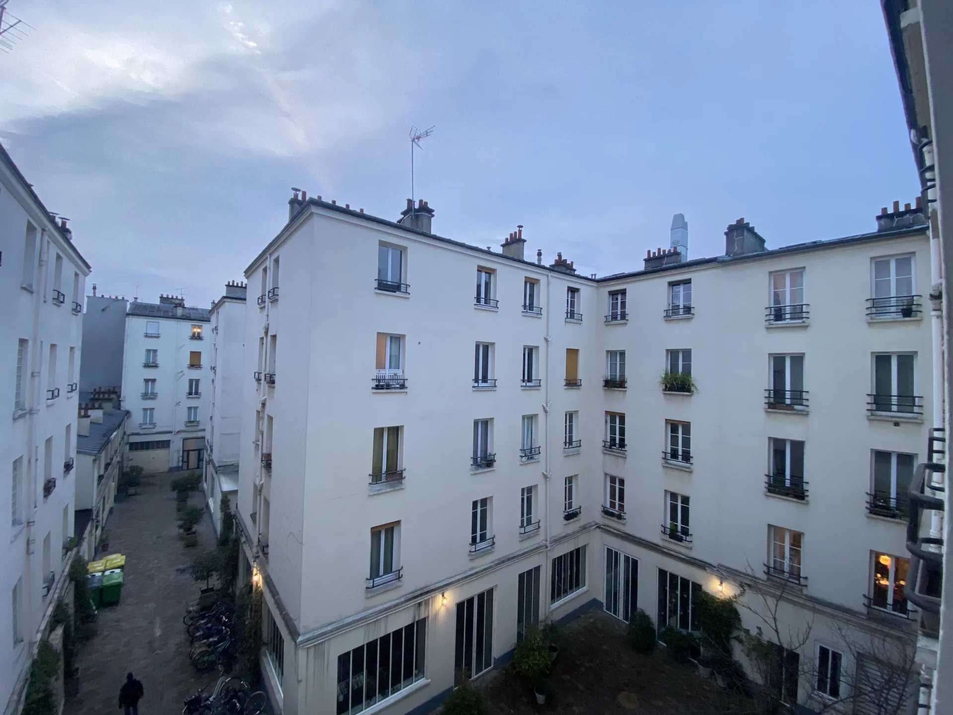 Condominium in Bellevue, Ile-de-France 12427749
