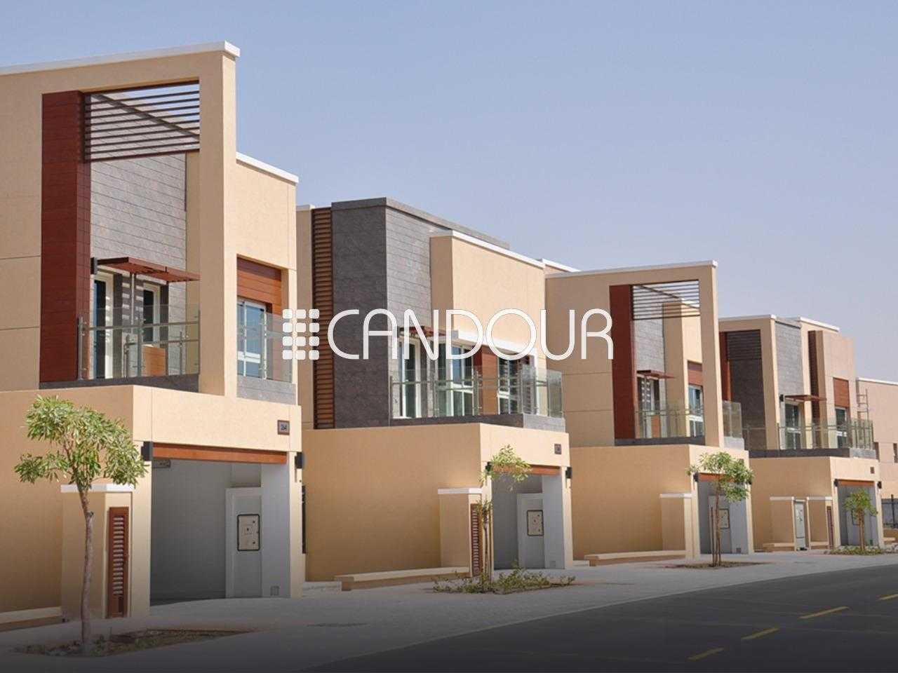 Residential in Dubai, Dubai 12428145