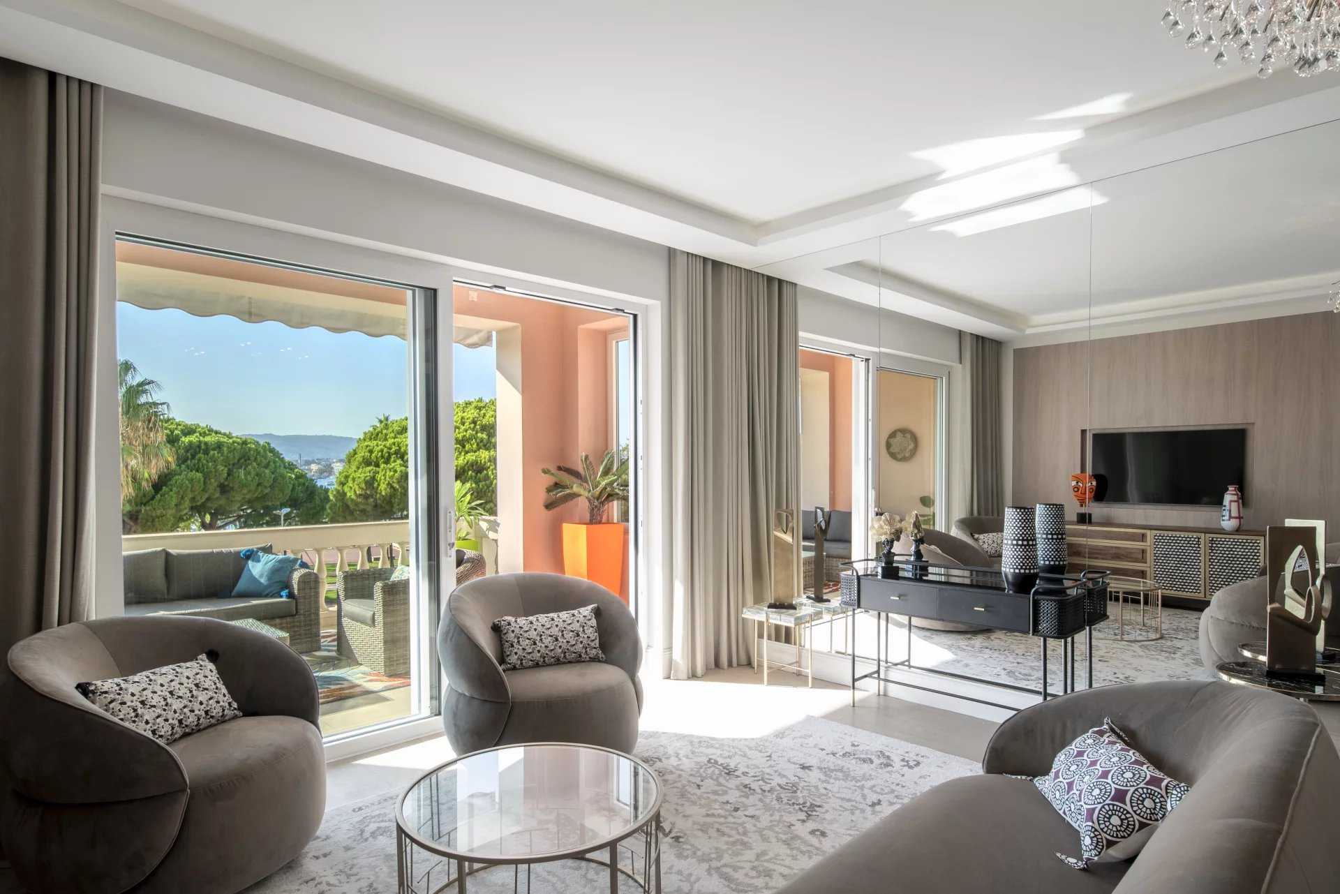 公寓 在 Cannes, Alpes-Maritimes 12429202